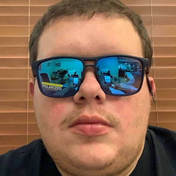 Live and share show flyer half will be donated - Picture 5 of 16